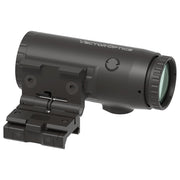 Gros plan du système basculant du magnifier Vector Optics